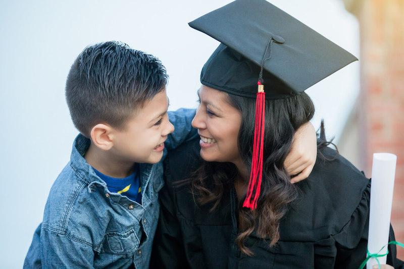 Best Affordable Online Bachelor’s Degrees in Psychology for Single Moms — 2025 Guide