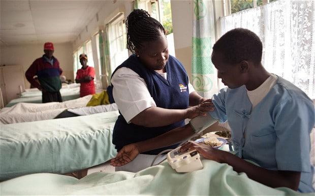 Kenya ICU Nurse Salary Per Month — Monthly Pay, Benefits, and Job Challenges (2025)