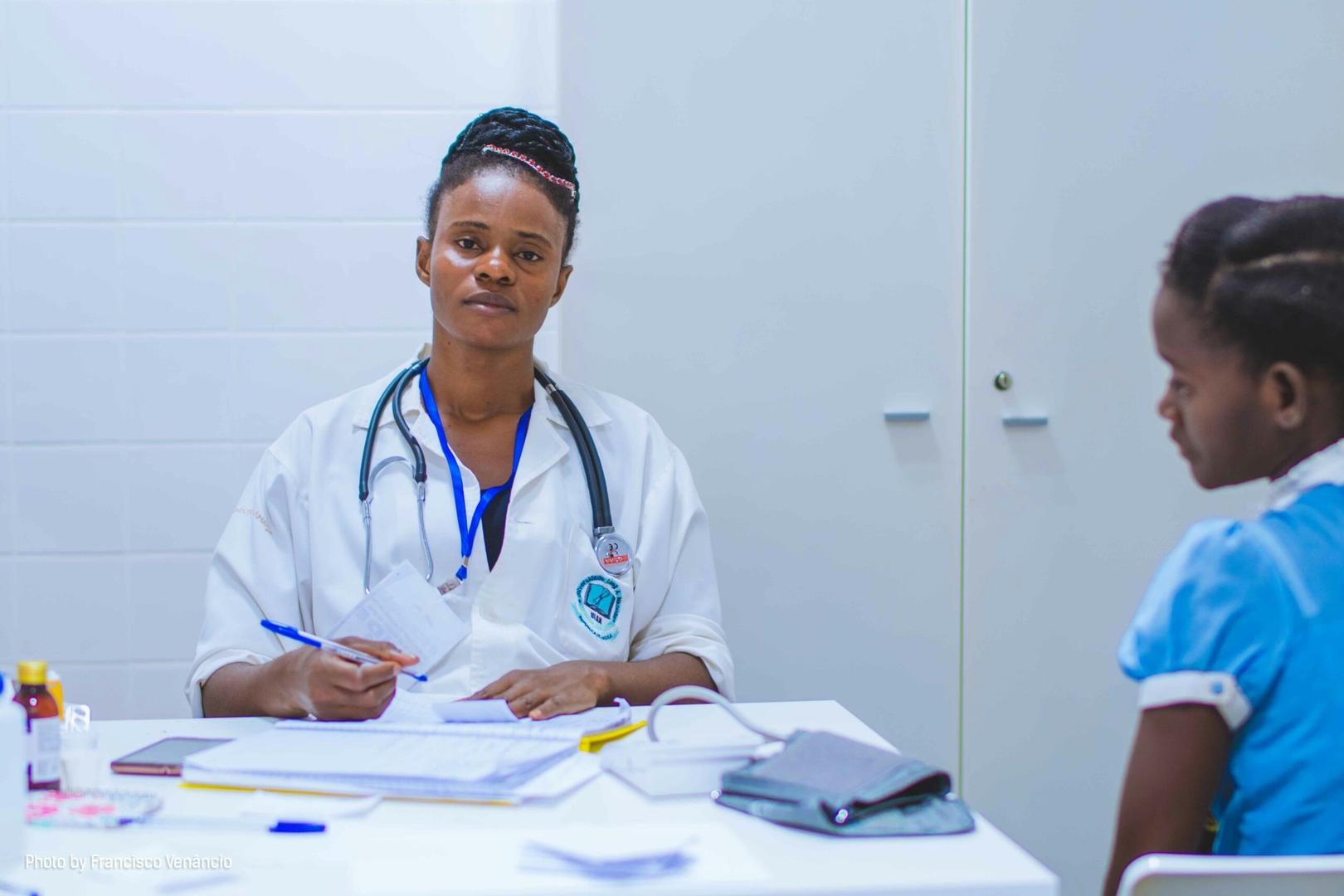 Top 5 Nursing Specializations with Highest Salaries in the World (2025)