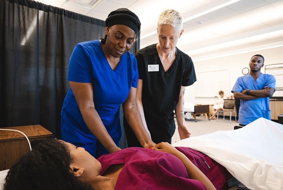 Top Free Online CNA Classes with Certificates Accepted in the USA (2025)