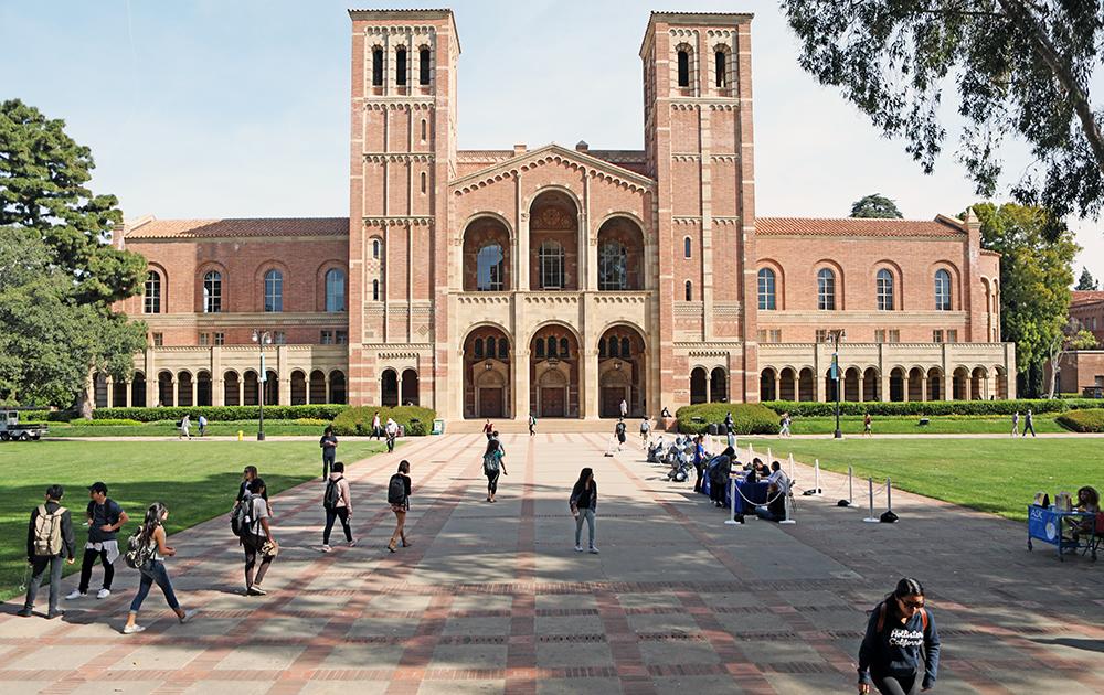 Top Universities in the USA with No Application Fee and Scholarships for International Students (Full List)