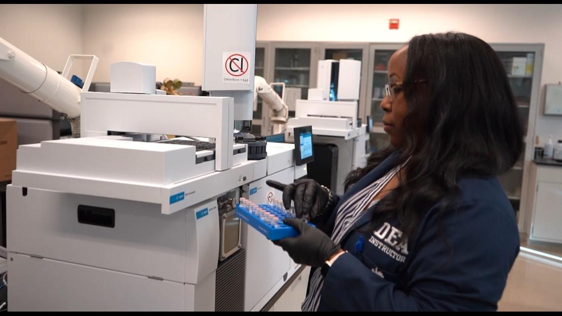 DEA Lab Technician Salary by State in USA: Full Pay Guide (2025)